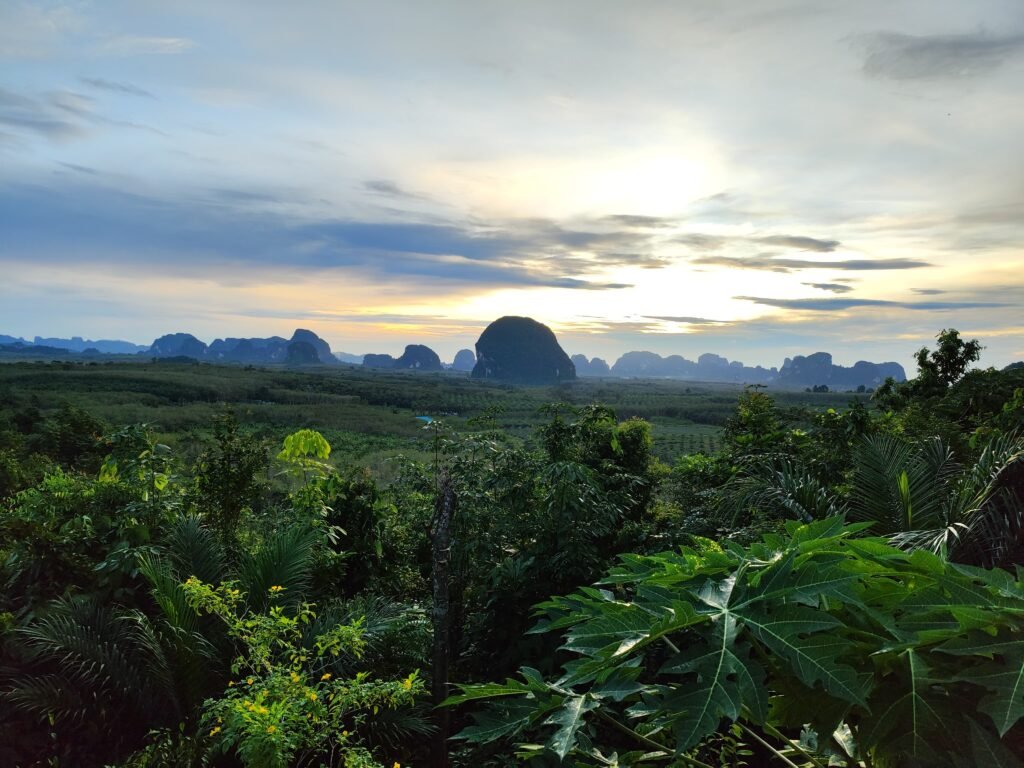 Din Daeng Doi Viewpoint sight seeing | Unforgettable Thailand