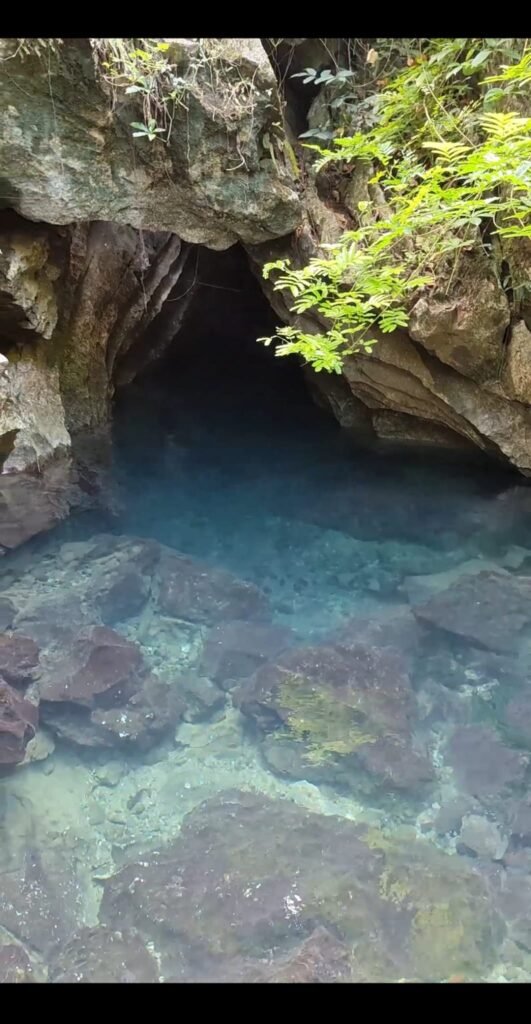 Small swimming area at tham chang cave