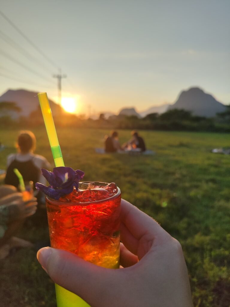 Sunset drink Vang vieng Loop